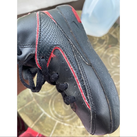 Nike Air Jordan’s Black Red Children’s Size 8C - Picture 5 of 7